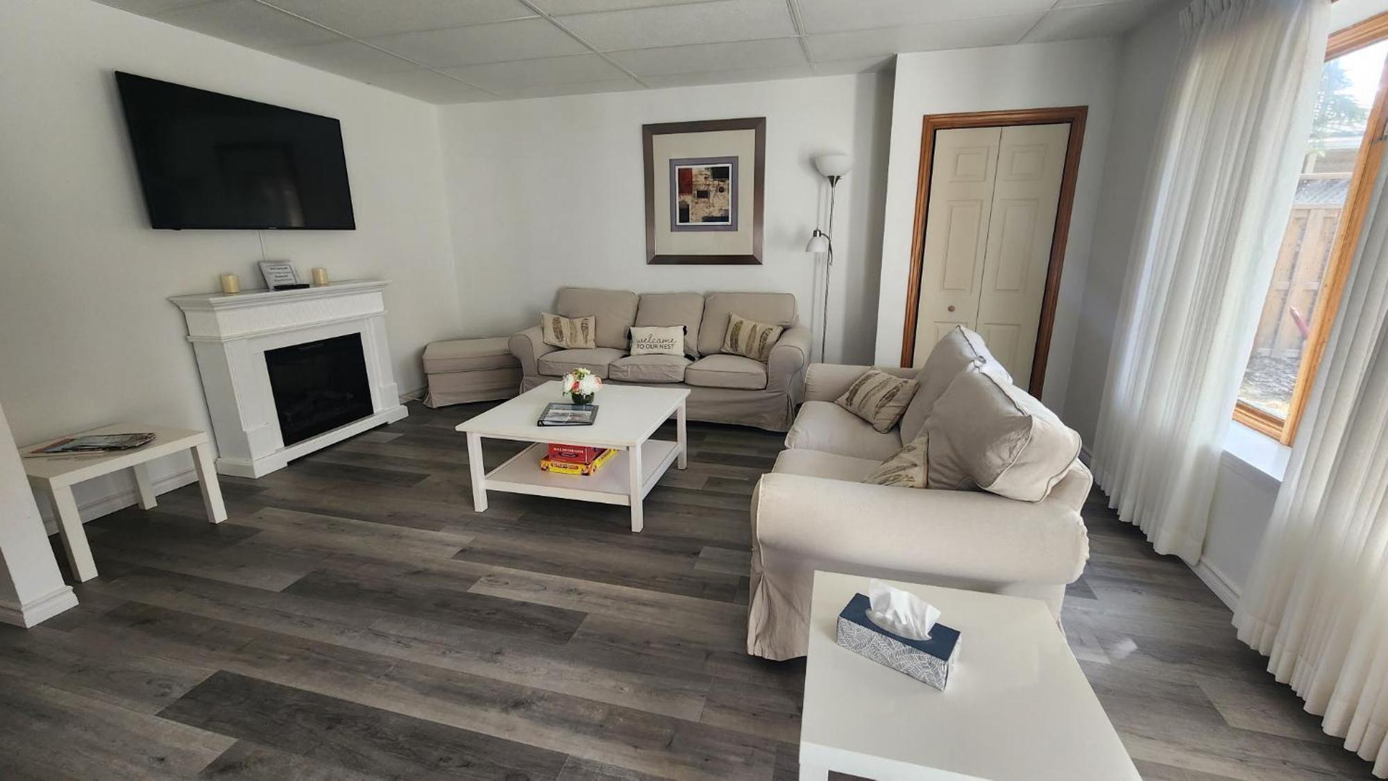 Cozy Cottage Retreat Lambton Shores Bagian luar foto