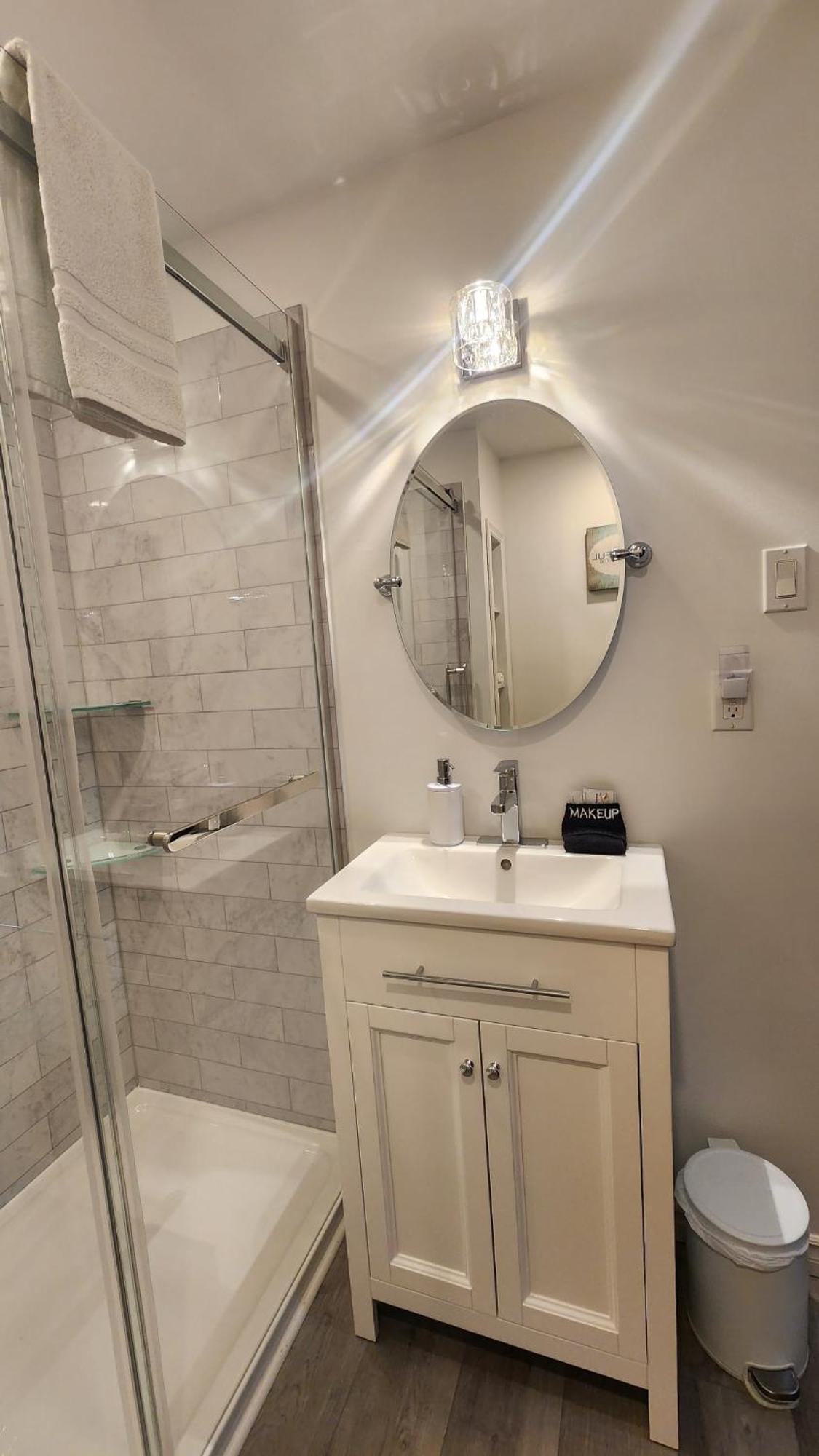 Cozy Cottage Retreat Lambton Shores Bagian luar foto